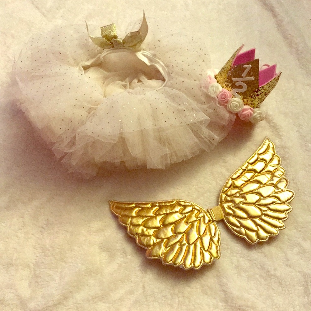 Angel wings, tutu, crown!